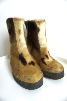 Shoes details: * Fur winter boots with felted wool inside * Condition: Perfect vintage condition SIZE:  EUR 38 US 8 UK 6 Feel free to message me with any questions. Shoes Details, Felt Boots, Wool Shoes, Slouch Boots, Slouched Boots, Vintage Fur, Fur Boots, Felted Wool, Boot Shoes Women