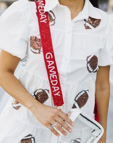 It's game day! Show your team spirit with our Gameday Beaded Bag Strap to finish off your favorite gameday looks! CLEAR BAG NOT INCLUDED. ACCESSORIES ARE FINAL SALE AND CANNOT BE RETURNED OR EXCHANGED Game Day Bag, Diy Bag Strap, Beaded Bag, Clear Bag, Clear Bags, Day Bag, Beaded Bags, Diy Bag, Team Spirit