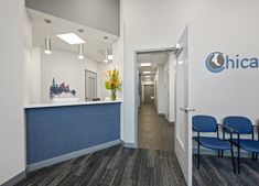 Podiatry Office Decor, Podiatry Clinic Interior Design, Podiatry Clinic Design, Podiatry Office, Podiatry Clinic, Transitional Office, Consulting Room, Chiropractic Office Design, Staff Lounge