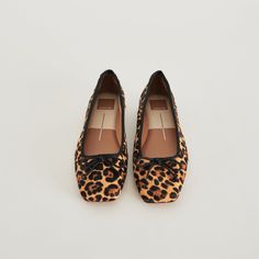 ANISA BALLET FLATS DK LEOPARD CALF HAIR – Dolce Vita Fall Ballet Flats With Bow And Flat Heel, Fall Ballet Flats With Bow, Chic Flats With Bow For Fall, Travel 2024, Leopard Print Flats, Leopard Print Shoes, Leopard Flats, Fall Shoes, Calf Hair