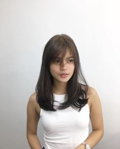 Long Hair With Bangs And Layers, Maris Racal, Side Bangs Hairstyles, Straight Hair Cuts, Layered Haircuts For Medium Hair, Hairstyles For Layered Hair, Shot Hair Styles, Haircuts For Medium Hair, Haircuts Straight Hair