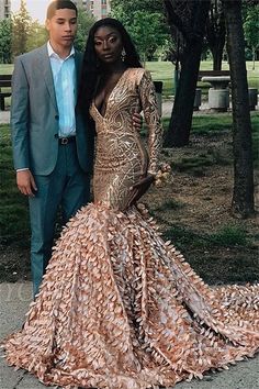 Girl Prom Dress, Girl Prom, Prom Dresses Long Mermaid, Prom Girl Dresses, Prom Dresses 2020, V Neck Prom Dresses, Long Sleeve Prom, Long Evening Gowns, Prom Girl