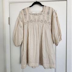 Free People Azalea Lace Tunic Dress Top Xs New Without Tags 100% Cotton Oatmeal Ivory Color Lace Delicate Ethereal Feminine Romantic Boho Victorian Edwardian Bohemian Ruched Embroidered Broderie Anglais Cotton Eyelet Floral Pale Beige Cream Off-White Gray Prairie Prairiecore Cottagecore Pleated Pintuck Broderie Anglais Beige Cotton Mini Dress With Lace Trim, Green Tunic Dress, Lace Tunic Dress, Pale Beige, Bohemian Tunics, Cotton Tunic Tops, Lace Tunic Tops, Sleeveless Tunic Tops, Long Sleeve Tunic Dress