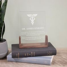 Personalized doctor retirement crystal award Presents For Doctors, Doctor Retirement, Nurse Retirement Gifts, Medical Caduceus, Caduceus Symbol, Elegant Presentation, Award Plaque, Engraved Crystal, Happy Retirement