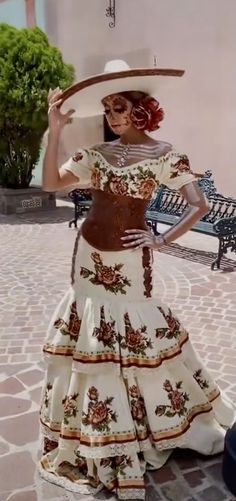 Beautiful Mexican Dresses, Traditional Mexico Dress, Mexican Culture Dress, Traditional Mexican Prom Dress, Mexican Heritage Outfit, Mexican Dresses Traditional Dancing, Traditional Latina Clothing, Old Money Quince Dress, Spanish Inspired Dress