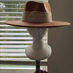 Women Wide Band Fedora Hat Beautiful Camel Color With Wide Band Trim Beige And Brown. New With Tags And Adjustable Draw String For The Perfect Fit. Chic Brown Felt Hat For Beach, Chic Brown Felt Hat For The Beach, One Size Fedora Felt Hat For Vacation, One Size Fits Most Fedora Felt Hat For Vacation, One Size Beige Fedora Hat, Brown Brimmed Felt Hat For Vacation, Beige Felt Hat With Flat Brim For Beach, Beige Flat Brim Felt Hat For Beach, Casual Beach Felt Hat With Short Brim