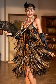 ZAPAKA Women Gatsby Dress Spaghetti Straps Black Golden Fringes 1920s Dress with Sequins Gatsby Masquerade Party Outfit, Gangster Women Outfit, Art Deco Costume, New Orleans Prom Theme, 1920s Women Fashion, Black White And Gold Outfit, Roaring 20s Fashion Women, 1920 Party Decorations