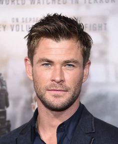 How To Get The New Chris Hemsworth Thor Ragnarok Haircut Thor Ragnarok Haircut, Chris Hemsworth Thor Ragnarok, Trending Hairstyles For Men, Ivy League Haircut, Caesar Haircut, Haircut Men, Thor Ragnarok