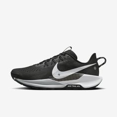 the nike air zoom low is available in black and white