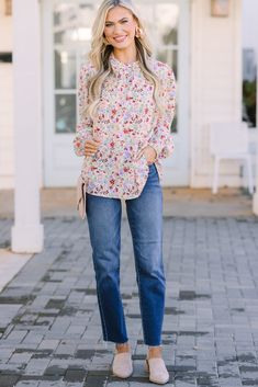 We can't change this blouse nor would we want to! It's gorgeous! That floral print is so soft and feminine! This blouse also has a very classic fit that we can't get over! You are going to love wearing this beauty for a day at work or for grabbing lunch with a friend! Round ruffled neckline Button/keyhole back Long bubble sleeves with smocked cuffs Floral print No stretch Baileigh is wearing the small. Soft And Feminine, Green Floral Blouse, Sage Green Floral, Mint Julep Boutique, Ruffled Neckline, Mint Julep, Floral White, Model Fits, Personal Marketing