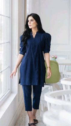 Latest Suit Sleeves Design Indian, Suit Stiching Styles, Dress Indian Style Simple Kurti Latest, Stylish Kurti Designs Latest, Fancy Kurti Designs Latest, Short Kurti Design, Short Kurti Designs, Kurti Style