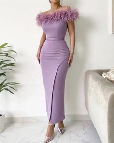 Dresses With Feathers, Midi Bridesmaid Dress, Classy Gowns, Chic Dress Classy, Dinner Dress Classy, Women Dresses Classy, Elegant Dresses Classy, Classy Dress Outfits