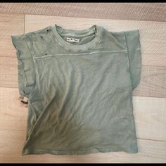 Never Worn Free People Distressed Top Distressed Crew Neck Muscle Tee For Streetwear, Sporty Acid Wash Distressed Top, Green Distressed Short Sleeve Top, Distressed Cotton Muscle Tee With Crew Neck, Distressed Top, T Shirt Design, Free People Tops, Shirt Design, Casual Fashion