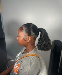 Sleek Braided Ponytail, Slick Ponytail, Weave Ponytail Hairstyles, Sleek Ponytail Hairstyles, Weave Ponytail, Black Ponytail Hairstyles, Feed In Braids Hairstyles, Simple Ponytails, Curly Hair Styles Easy