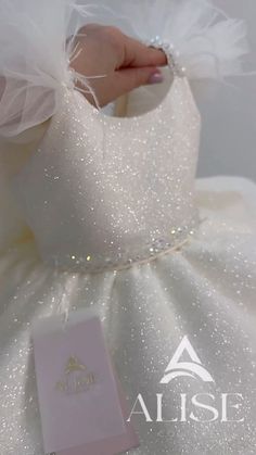 Princess Frocks, Baby Dress Diy, Children's Dresses, Kids Dress Collection, Bride Dress Simple, Wedding Dresses For Kids, Baby Party Dress