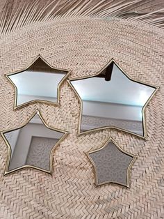 set of 4 Brass Mirror, Handmade in Morocco - Stat Mirrors ( Golden Metal In the Back of Mirrors ) For a great view of the light, combine different layouts with our Lot of four mirrors in an elegant and sophisticated design! Fall for this novelty, a beautiful Water Drop-shaped mirror is placed on the wall. Decorating with colorful outfits will add subtlety and brighten your room. Feel free to group several items around this mirror, for a very personal touch. we offers you a wide range of mirrors Witch Eyes, Star Mirror, Spiegel Gold, Mirror Handmade, Geometric Mirror, Starburst Mirror, Wall Decorating, Wall Decor Nursery, Colorful Outfits