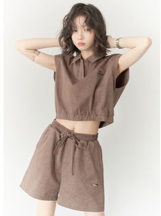 ❤︎Polo collar sleeveless short t-shirt loose top❤︎










Unit(CM)
Length
bust
shoulder width


S
43
108
52


M
45
112
54


L
47
116
56 Sleeveless Shirt Outfit, Loose Sleeveless Top, Sleeveless Collared Shirt, Loose Top, Short T Shirt, Classy Casual Outfits, Classy Casual, Simple Trendy Outfits, Loose Shirts