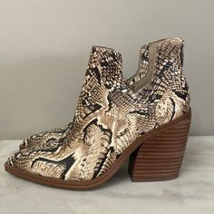 Brand New In Excellent Condition. Pointed Toe Booties With Stacked Heel In Synthetic, Synthetic Pointed Toe Booties With Stacked Heel, Synthetic Booties With Stacked Heel And Pointed Toe, Casual High Heel Snake Print Boots, Spring Snake Print Round Toe Heels, Casual Ankle-high Snake Print Boots, Casual Snake Print Ankle-high Boots, Vince Camuto Boots, Womens Suede Boots