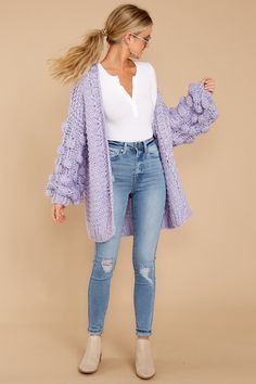 Lilac Cardigan Outfit, Open Sweater Outfit, Purple Cardigan Outfits, Purple Popcorn, Crochet Cardigan Outfit, Winter Warm Outfits, Lilac Cardigan, Cream Turtleneck Sweater, White Cable Knit Sweater