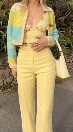 Yellow Fits, Eve Outfit, New Years Eve Outfits, Polly Pocket, Inspiration Mode, Colourful Outfits, 70s Fashion, Outfits Casuales