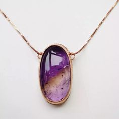 Colgante Retro Ametrino - Sophie's in Jupiter Gold Amethyst Gemstones For Healing, Oval Amethyst Necklace With Natural Stones, Rose Gold Amethyst Pendant Jewelry, Spiritual Rose Gold Amethyst Jewelry, Oval Amethyst Cabochon Necklace, Amethyst And Citrine, Astrology Jewelry, Bangle Set, Pendant Bracelet