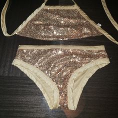 Poolside Bikini/Swimsuit. Size Medium Both Top And Bottom. This Is Nwot Never Used. The Last Pic Is An Image From Google Not Mine. Not Mine, Womens Swim, Swimming, Size Medium, Women Shopping, Color