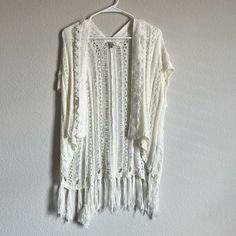 Favlux Cream Shawl Coverup, Size Small Item Is New Without Tags. Hasn’t Been Worn, But Does Have One Small Snag On The Back. Shown In The Photos. White Lightweight Top For Spring, Lightweight White Top For Spring, White Open Front Top For Day Out, Trendy White One Size Tops, White One Size Tops For Vacation, White Open Front Summer Top, White Open Front Top For Summer, Cream Shawl, White Cream