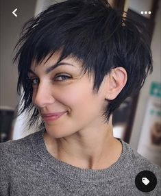 Short Shag Undercut, Asymmetrical Haircut With Bangs, Short Assymetrical Haircut, Shaggy Pixie Cuts, Rocker Hair, Pixie Haircut Ideas, Androgynous Hair, Funky Short Hair, Shaggy Short Hair