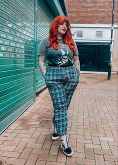 Fall Grunge Outfits, Plus Size Alternative Outfits, Plus Size Grunge Outfits, Plus Size Alt Fashion, Alternative Fashion Plus Size, Curvy Work Outfit, Grunge Fall Outfits, Plus Size Grunge, Plus Size Cute