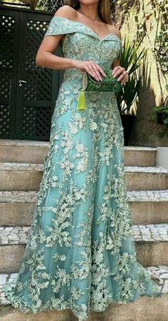 Blue Mother Of The Bride/Groom Dresses Lace APpliques Evening Gowns Wedding Guest Dress sold by Wedding store on Storenvy Gala Gowns Elegant, Long Gown Elegant Classy, Long Gown Elegant, Vestidos Color Pastel, Maxi Dress Styles, Mothers Gowns, Mom Wedding Dress, Mother Of The Bride Dresses Long, Lace Dress Styles