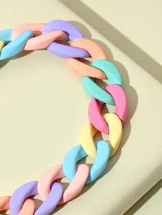 Colorful Acrylic Large Chain Necklace Multicolor Plastic Jewelry With Adjustable Chain, Multicolor Plastic Chain Jewelry, Multicolor Link Chain Jewelry, Multicolor Link Jewelry With Adjustable Chain, Multicolor Necklace With Lobster Clasp, Trendy Colorful Chain Jewelry, Trendy Multicolor Chain Necklace, Trendy Pink Chain Link Necklace, Trendy Multicolor Chain Link Necklace