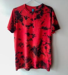 Red And Black Tie Dye, Tye Die Shirts, Hoodie Man, Tie Dye Tshirt, Tie Dye Crafts, Tie Dye Fashion