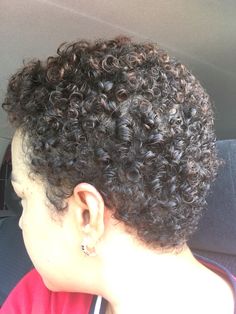 Growing TWA! 🙌🏽 Wave Nouveau, Grey Hairstyle, Coiling Natural Hair, Twa Styles, Short Natural Curly Hair, Black Hair Short Cuts, Curly Fro, Tapered Natural Hair