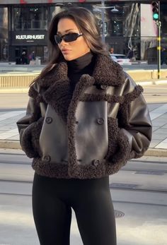 Outfit Capsule Wardrobe, 2023 Wardrobe, Getting Bored, Classy Winter Outfits, Chic Winter Outfits, Winter Fashion Outfits Casual, Mode Inspo, Outfit Inspo Fall, Looks Style