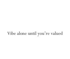 Single Person Quotes, Single Vibes Quotes, Single And Thriving Aesthetic, I Love Being Single Quotes, Single And Thriving, Single Era Quotes, Single And Happy Quotes, Single Era Aesthetic, In My Single Era