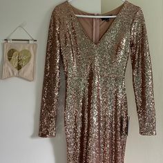 Nwt Lulu’s Gold Glitter/ Sequin Dress. Video Shows Ombr Effect Of This Dress. Long Sleeve Sequin Dress For Holidays, Sparkling Long Sleeve Sequin Dress For Date Night, Long Sleeve Sparkling Sequin Dress For Date Night, Glitter Dresses For Fall Holiday Party, Long Sleeve Glitter Dresses For Holidays, Festive Glitter Dresses For Party Season, Fitted Shimmer Sequin Dress For Festive Occasions, Fitted Sequin Dress With Shimmer For Festive Occasions, Long Sleeve Shimmer Dress For Date Night