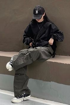 Korean Tomboy Outfits, Tomboy Outfit Ideas, Pakaian Hipster, Tomboy Stil, Boyish Outfits, 일본 패션, Korean Casual Outfits, Baggy Clothes, Tomboy Outfits