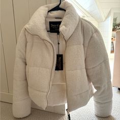 Juicy Couture Black Label Size M White Teddy Puffer Jacket Nwt So Cozy! Cozy Fitted Winter White Outerwear, Fitted Cozy Winter White Outerwear, Trendy Fitted Winter White Outerwear, White Fitted Cozy Outerwear, Fitted Winter White Puffer Jacket For Fall, Cozy Fitted White Outerwear, Fitted Winter White Puffer Outerwear, Juicy Couture Winter, White Juicy Couture