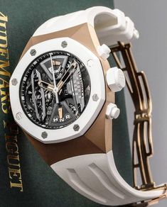 Audemars Piguet Diver, Audemars Piguet Gold, Audemars Piguet Watches, Skeleton Watches, Amazing Watches, White Watch, Hand Watch, Audemars Piguet Royal Oak, Seiko Watches