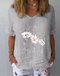 Floral V-neckline Half Sleeve Casual T-shirts Women Loose Shirt, Ladies Tops Blouses, Flower Print Blouse, Linen Tshirts, Shirts Ideas, Linen Casual, Vintage Short, Blouse Material, Vintage Blouse