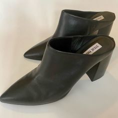 Nwot, Steve Madden Mules In Black Leather. Pointed Toe, Size 8.5, Never Worn, Great Condition. Leather Mules With 4-inch Heel For Work, Closed Toe Mules For Evening In Fall, Formal Closed Toe Mules For Fall, High Heel Leather Mules For Office, Leather High Heel Mules For Office, Medium Width Leather Mules With Pointed Toe, Synthetic Pointed Toe Mules For Work, Casual Leather Heels With 4-inch Heel, Workwear Pointed Toe Synthetic Mules