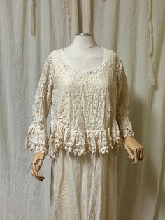 Flattering fitted lace blouse featuring lace trim. Charming shabby chic style! Made in the USA. S shoulder 16 bust 40" M shoulder 17 bust 42" L shoulder 18 bust 44" XL shoulder 19 bust 46" Fitted Lace Blouse, Tea Stains, Tops Blouse, Romantic Dress, Shabby Chic Style, Feminine Outfit, Jumper Dress, Lace Blouse, Cotton Lace