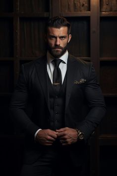 Elegant Men Style, Gq Mens Style, Hot Green, Character Inspiration Male, Dark Men, Green Giant, Designer Suits For Men, Dapper Men