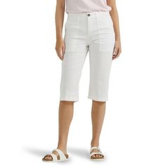 The Lee Women's Ultra Lux Skimmer Pants are made for all-day comfort thanks to the soft waistband and stretch fabric. Utility front pockets, dungaree back pockets and horn button details add functional style that makes a subtle statement. Cropped perfectly for warm weather, pull out these pants to complete your outfit. Size: 6.  Color: White.  Gender: female.  Age Group: adult. Casual Cotton Capris With Hip Pockets, Versatile Straight Leg Cotton Capris, Relaxed Fit Cotton Capris For Work, Versatile Cotton Straight Leg Capris, Casual Cotton Work Pants With Cropped Leg, Versatile Workwear Capris With Pockets, Casual Jeans With 5-inch Inseam And Pockets, Casual Jeans With 5-inch Inseam, Versatile Capris With Pockets For Workwear