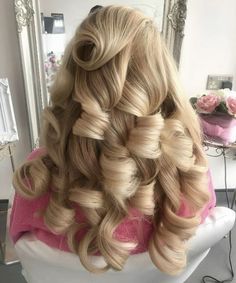 Bombshell Hair, Hairstyle Examples, Hair Up Styles, Hair Inspiration Color, Hair Inspo Color, Dream Hair, Love Hair, Aesthetic Hair, Blonde Girl