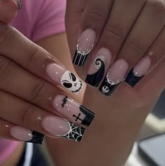 Halloween Nails Halloween Decor Halloween Nails Spooky Season Spooky Season Nails Acrylic, Goth Coffin Nails, Uñas Halloween Aesthetic, Anastasia Nails, Halloween Nails Aesthetic, The Nightmare Before Christmas Nails, Cute Spooky Nails, Nails Ideas Halloween