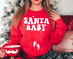 Christmas Maternity Shirt, Christmas Maternity, Christmas Baby Announcement, Baby Jumper, Christmas Pregnancy Announcement, Christmas Pregnancy, Baby Hoodie, Pregnancy Announcement Shirt, Maternity Tees