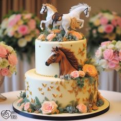 Horse Cakes Ideas, Horse Cake Ideas, 26 Birthday Cake, Edible Flowers Cake, Birthday Cake Decorating Ideas, Realistic Cakes