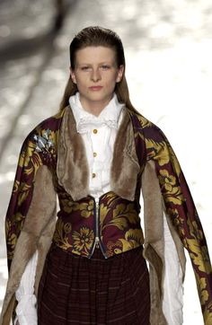 Mutton Sleeve, Leg Of Mutton Sleeve, Evening Jacket, Brocade Dresses, Evening Jackets, Runway Pictures, Vivienne Westwood, Paris Fashion, Paris Fashion Week