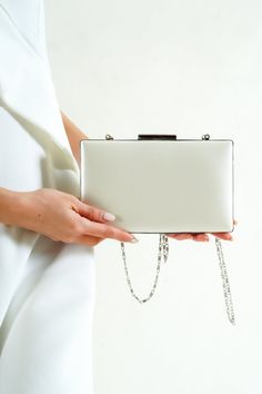 IVORY WEDDING CLUTCH, Ivory Clutch Bag, Bridal Clutch, Vegan Leather Bags, Bridesmaid Clutchs, Bride Clutch Purse, Ivory Clutch Wallet Luxury White Clutch For Events, Luxury White Clutch For Reception, White Clutch With Detachable Handle For Party, White Chic Clutch With Detachable Handle, White Clutch With Detachable Handle